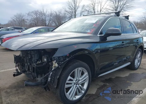 2018 Audi Q5 2.0T Premium/2.0T Tech Premium z USA, uszkodzony, nr VIN WA1BNAFY0J2238850